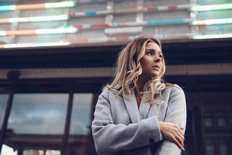 why-do-woman-struggle-with-confidence